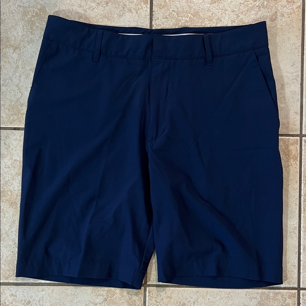 Men's Lacoste Sport Navy Performance Shorts Regular Fit, Sz US 33